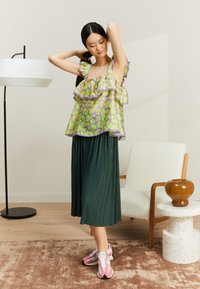 Samsøe Samsøe UMA SKIRT - Saia plissada - garden topiary