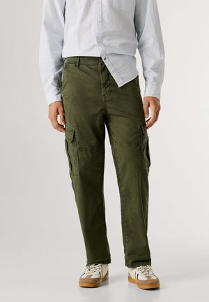 REGULAR  - Pantalones cargo - olive green