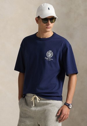 RELAXED FIT JERSEY GRAPHIC T-SHIRT - Μπλουζάκι με στάμπα - newport navy