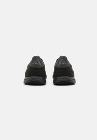 adidas Performance PREDATOR LEAGUE IN - Botines de fútbol sala - core black/carbon
