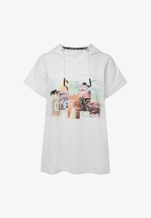 Witte hoodie met korte mouwen, voorzien van een multicolore fotocollageprint aan de voorkant, een trekkoordhals en een zachte stofstructuur.