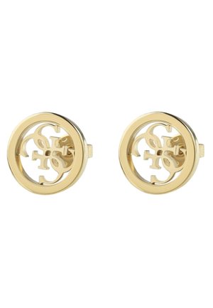 Okrogłe pozłacane kolczyki typu sztyft z przeplatającym się monogramem wewnątrz okrągłej ramki, umieszczone obok siebie.