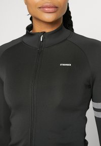 Pienoiskuva 8