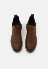 Pier One Botine clasice - tan