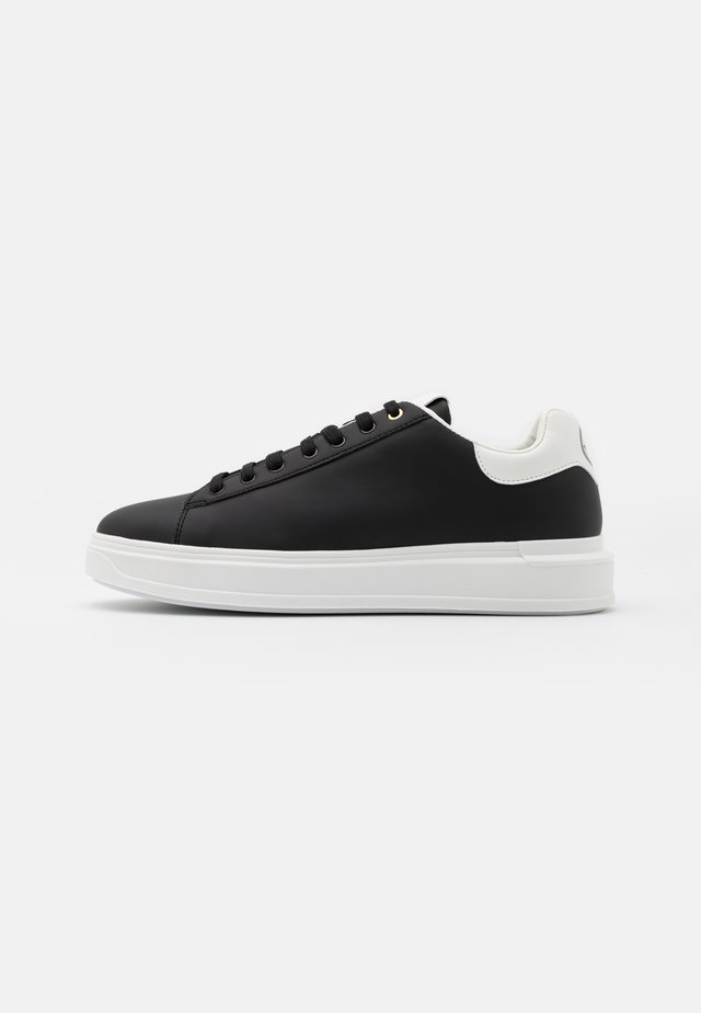 Sneaker low - black