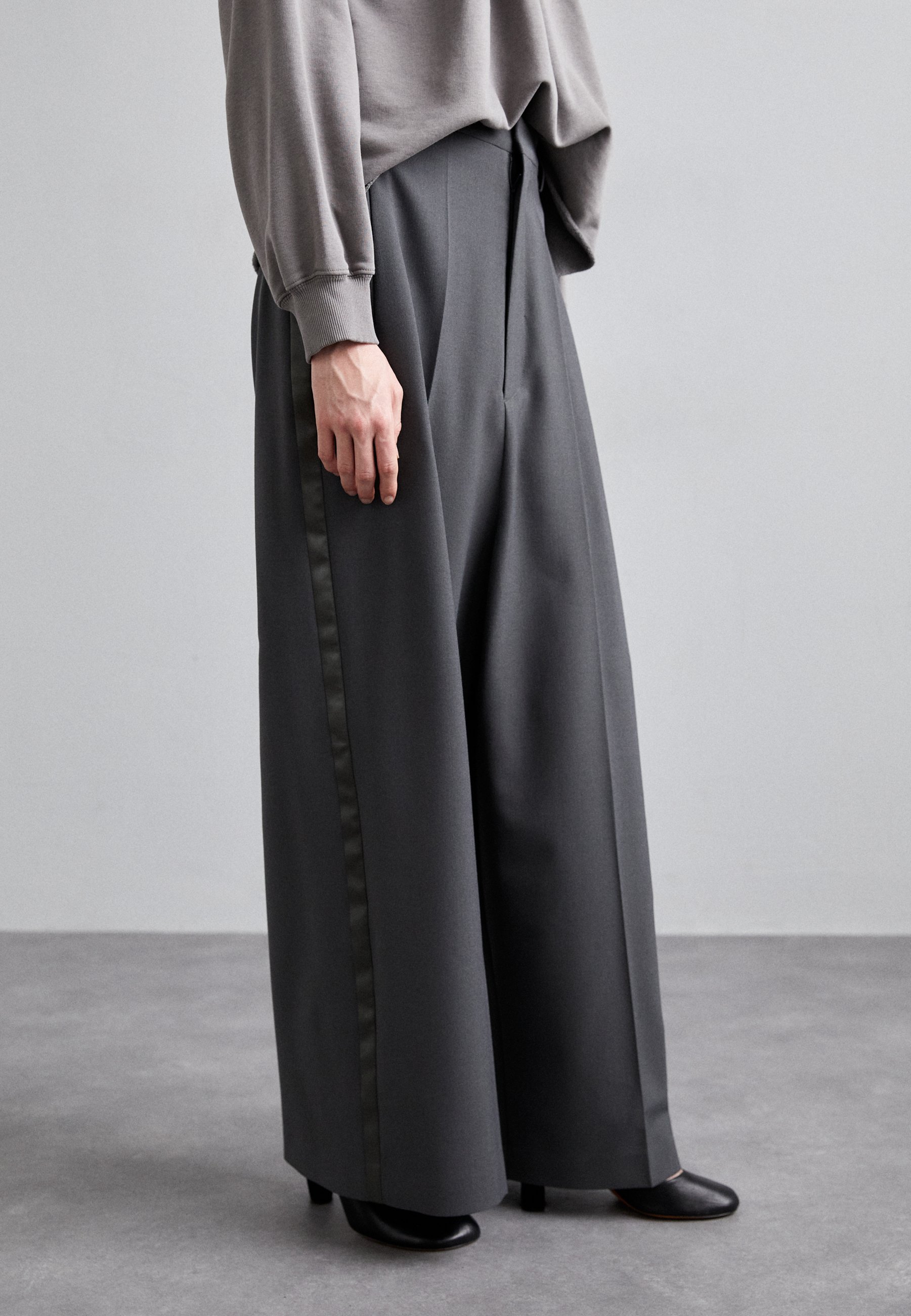 パンツ Mm6 Maison Margiela Dark Grey Stretch Twill Pant MM6 Maison Margiela Twill Drawstring Pants | Nordstrom