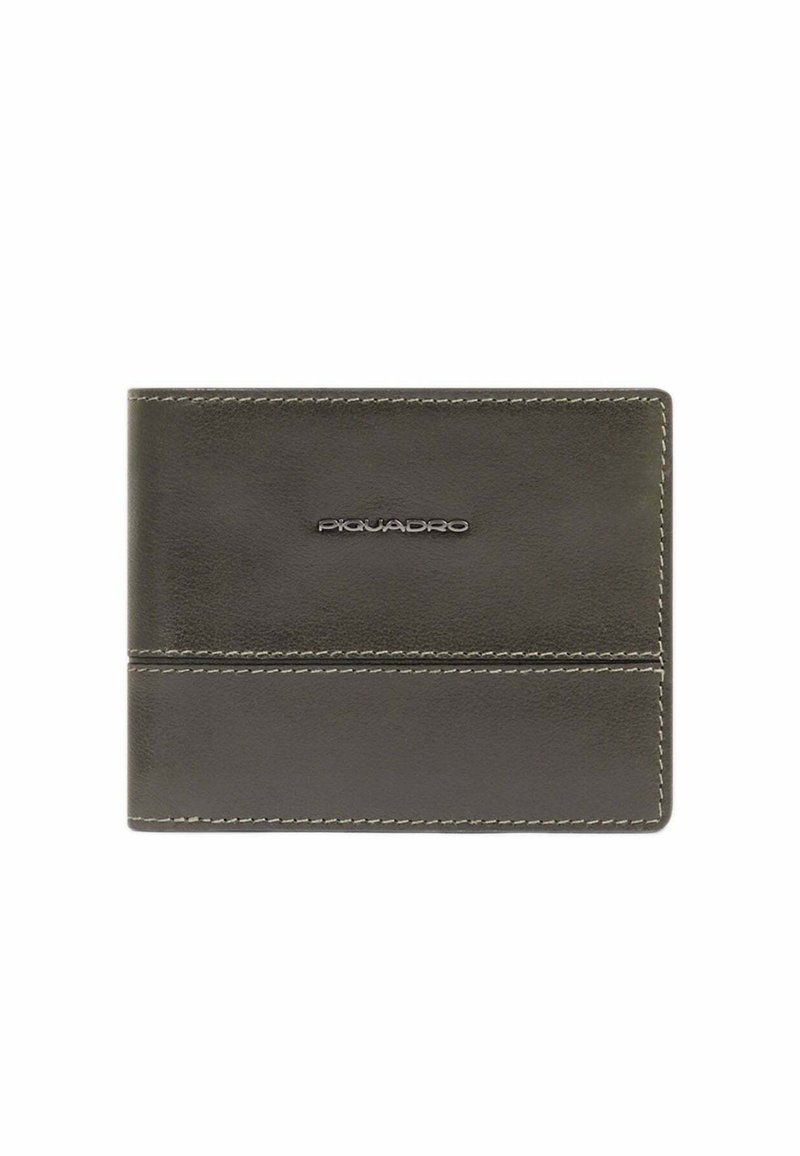 Portafoglio bifold in pelle nera con cuciture bianche e logo metallico Piquadro centrato sul davanti.