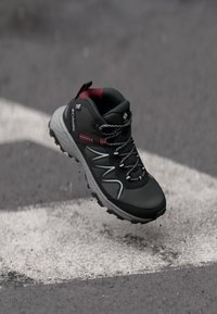 Columbia PEAKFREAK RUSH - Hikingschuh - dark grey/deep madeira