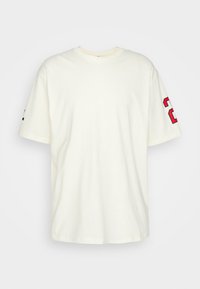 Sélectionné, pristine