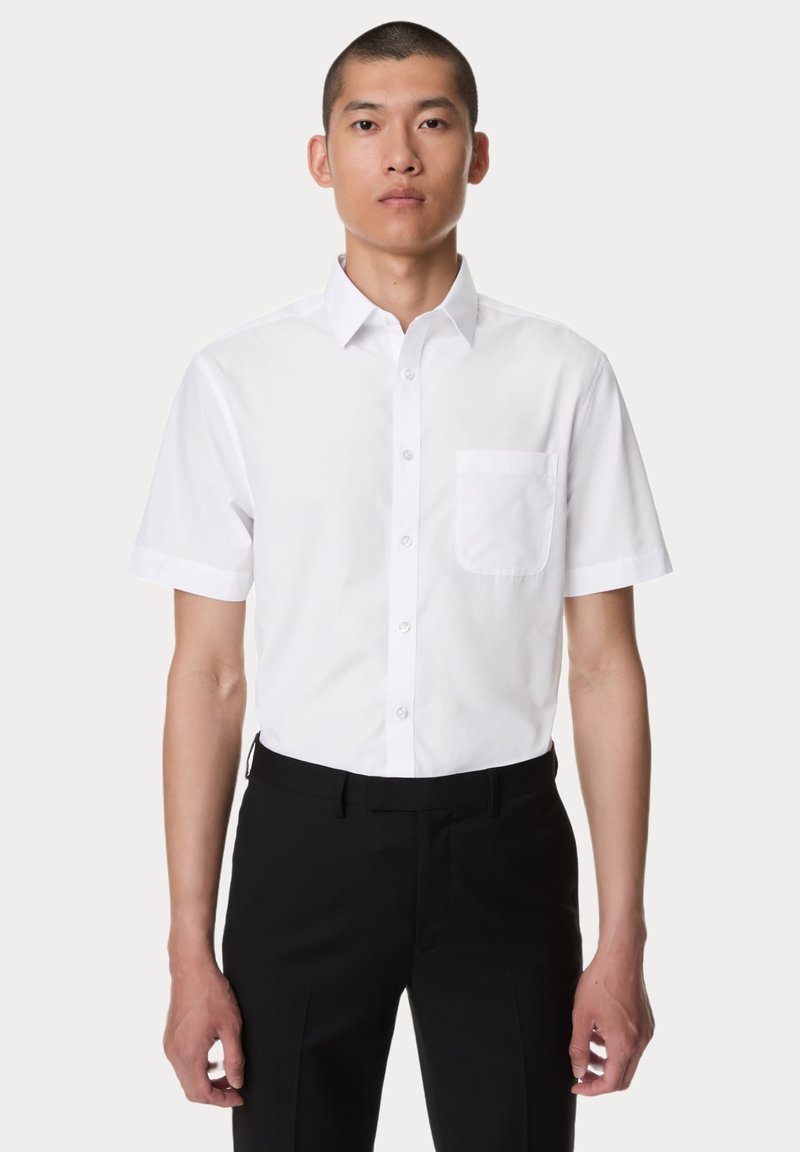 Marks & Spencer REGULAR FIT biały
