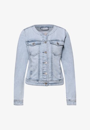 Lichtblauwe spijkerjack met lange mouwen, ronde halslijn, knoopsluiting aan de voorkant en twee borstzakken met klep en knopen.