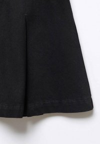 Mango Falda acampanada - black denim