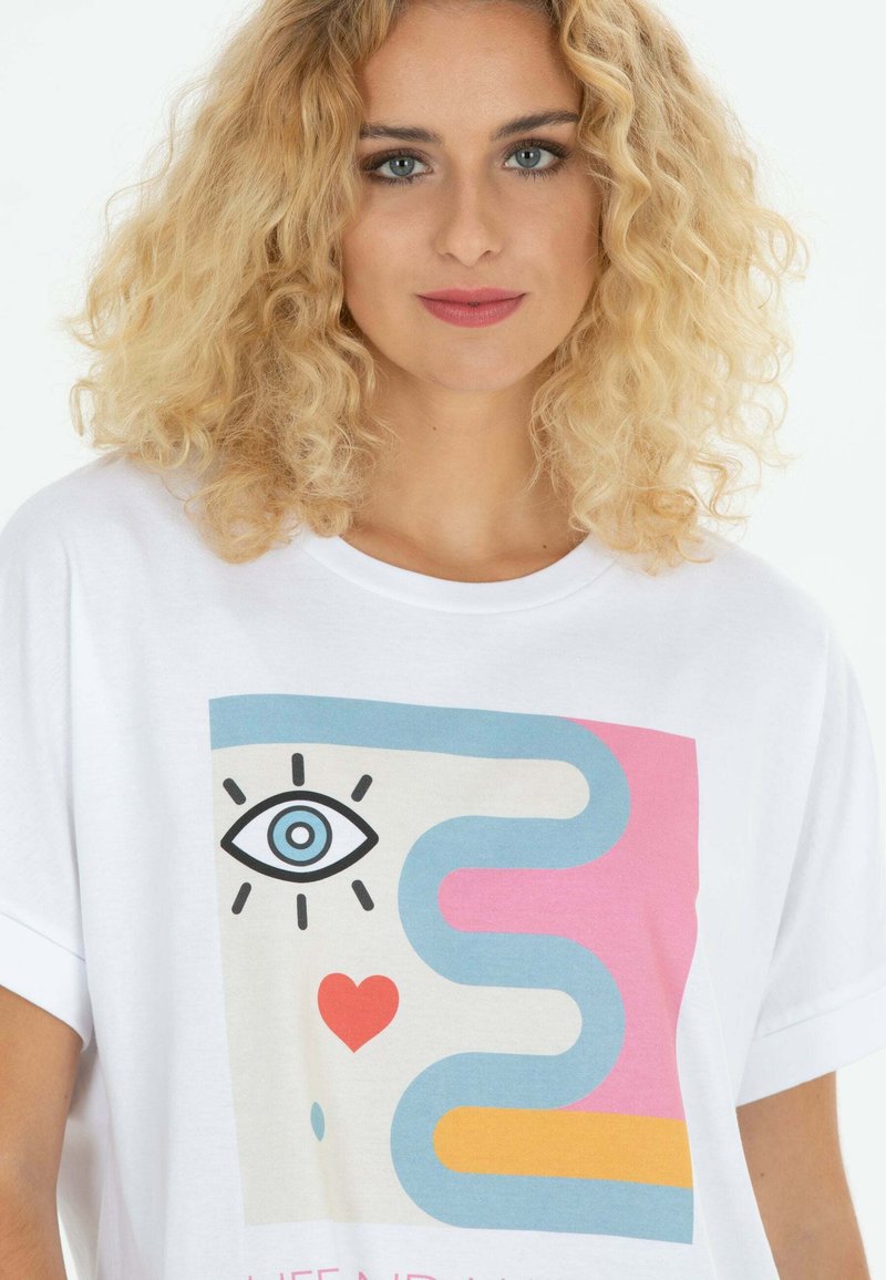 Damen T-Shirts | Shiva Diva MIT ABSTRAKTEN PRINT AUS T-Shirt print weiß - MH00434 Damen T-Shirts | Shiva Diva MIT ABSTRAKTEN PRINT AUS T-Shirt print weiß - MH00434
