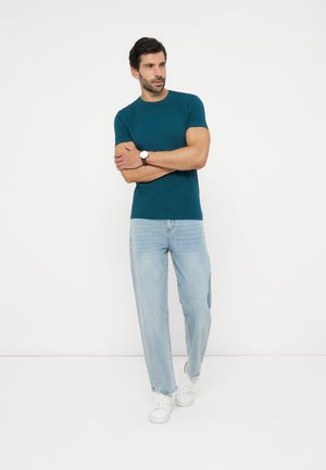 Pier One, 5 PACK - Basic T-shirt - green/beige/khaki