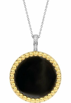 Pendentif rond noir avec une bordure perlée dorée suspendu à une chaîne argentée avec une petite rangée de pierres transparentes sur la bélière.