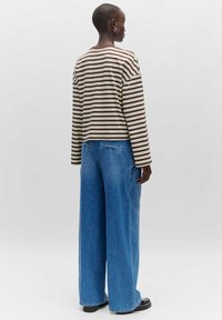 EDITED Langarmshirt - weiß braun