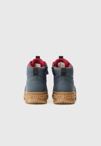 Tommy Hilfiger MICHIGAN UNISEX - Bottines à lacets - blue