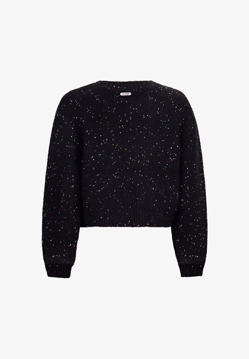 Schwarzer, kurzer Pullover aus strukturiertem Stoff mit bunten Sprenkeln. Hat lange Ärmel und einen runden Halsauschnitt. Etikett auf der Rückseite sichtbar.