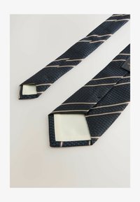 Non sélectionné, navy