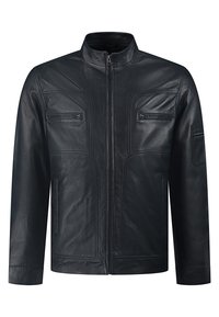 Giacca in pelle nera con colletto alto, tasche sul petto con zip e una texture liscia con dettagli di cucitura visibili.