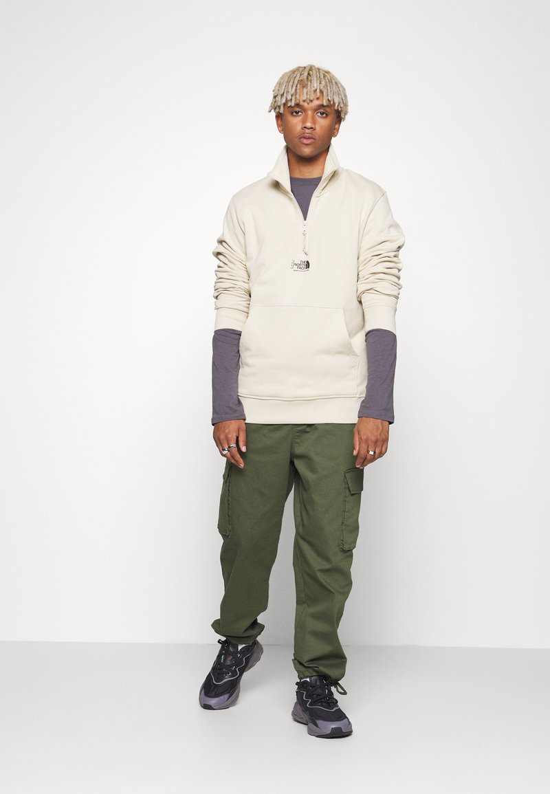 The North Face NEW LOGO ZIP - Sweatshirt - gravel/beige - Zalando.de