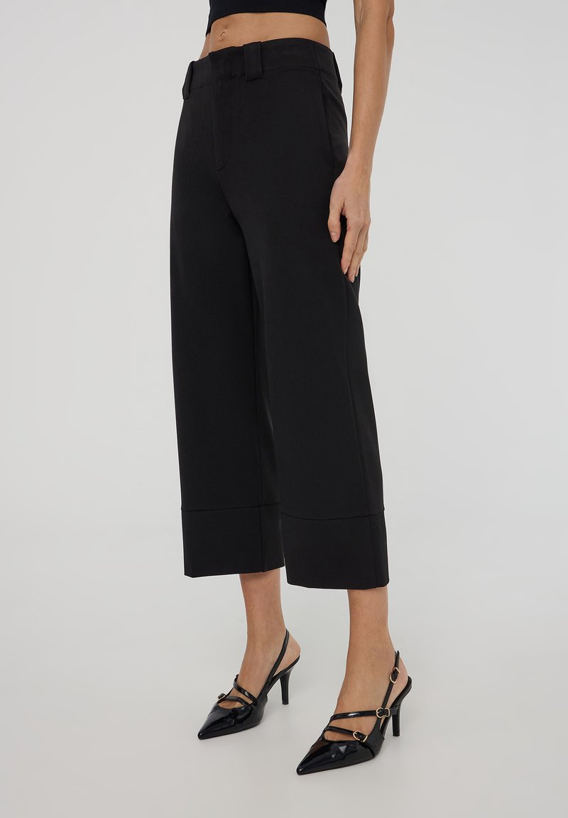 Terranova WIDE LEG CROP RISVOLTO - Pantaloni - nero