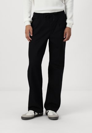 Jack & Jones JPSTBILL JJJAMIE PLEATED JOGGER - Trousers - black