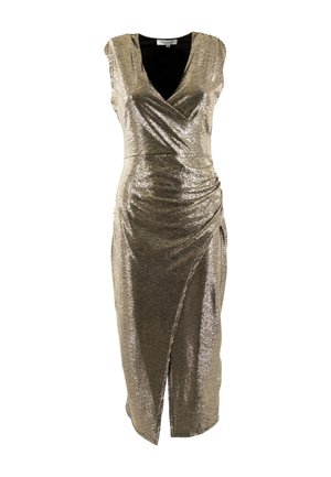 Abito metallico dorato con scollatura a V, design senza maniche e texture drappeggiata. Presenta una parte anteriore avvolgente e una fessura laterale per un tocco di dettaglio in più.