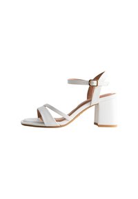 WIDE FIT BLOCK HEEL  - Sandalias de tacón - white