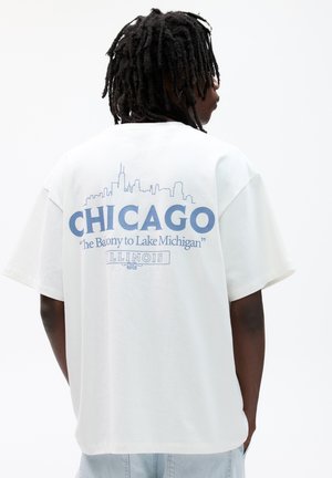 PULL&BEAR Print T-shirt - white