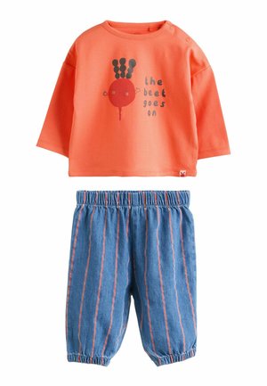 REGULAR FIT - SET - Stoffhose - red stripe beetroot