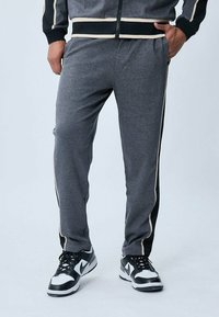 FRILIVIN SET - Survêtement - gris