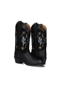 Zwarte cowboylaarzen met een fluwelen bovenkant, versierd met zilveren en gouden borduursels van cactussen, sterren en maan. Leerene zool en een spitse teen.