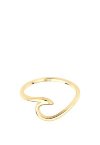 Anello placcato in oro con un design liscio e ondulato. Presenta bordi arrotondati e una forma aperta minimalista. Contrassegnato con "925" per argento sterling.