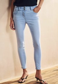 Next LIFT SHAPE STANDARD - Traperice uskog kroja - bleach blue