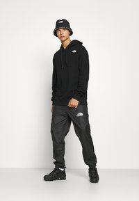 The North Face ZUMU HOODIE - Sportska majica - black