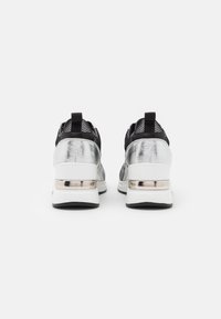 Tata Italia Zapatillas - black