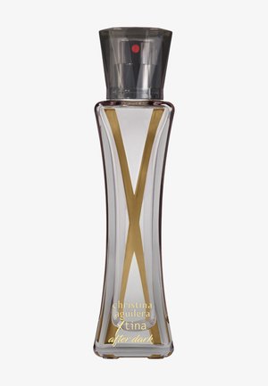 Flacon de parfum en verre transparent avec un design effilé, doté d'accents dorés et d'un bouchon gris foncé. L'étiquette indique "Christina Aguilera Xtina After Dark."