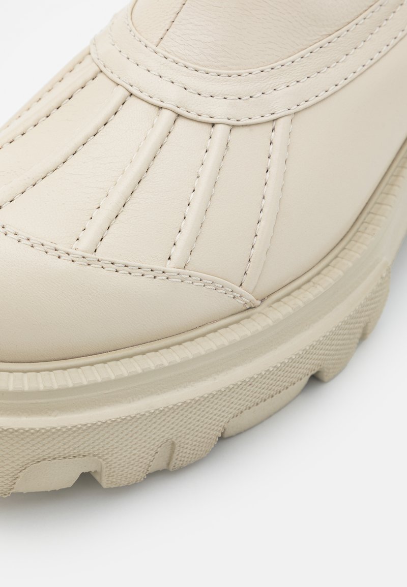 Damen Sneaker | MSGM STIVALE DONNA BOOT Plateaustiefelette milk/offwhite - MD32546 Damen Sneaker | MSGM STIVALE DONNA BOOT Plateaustiefelette milk/offwhite - MD32546