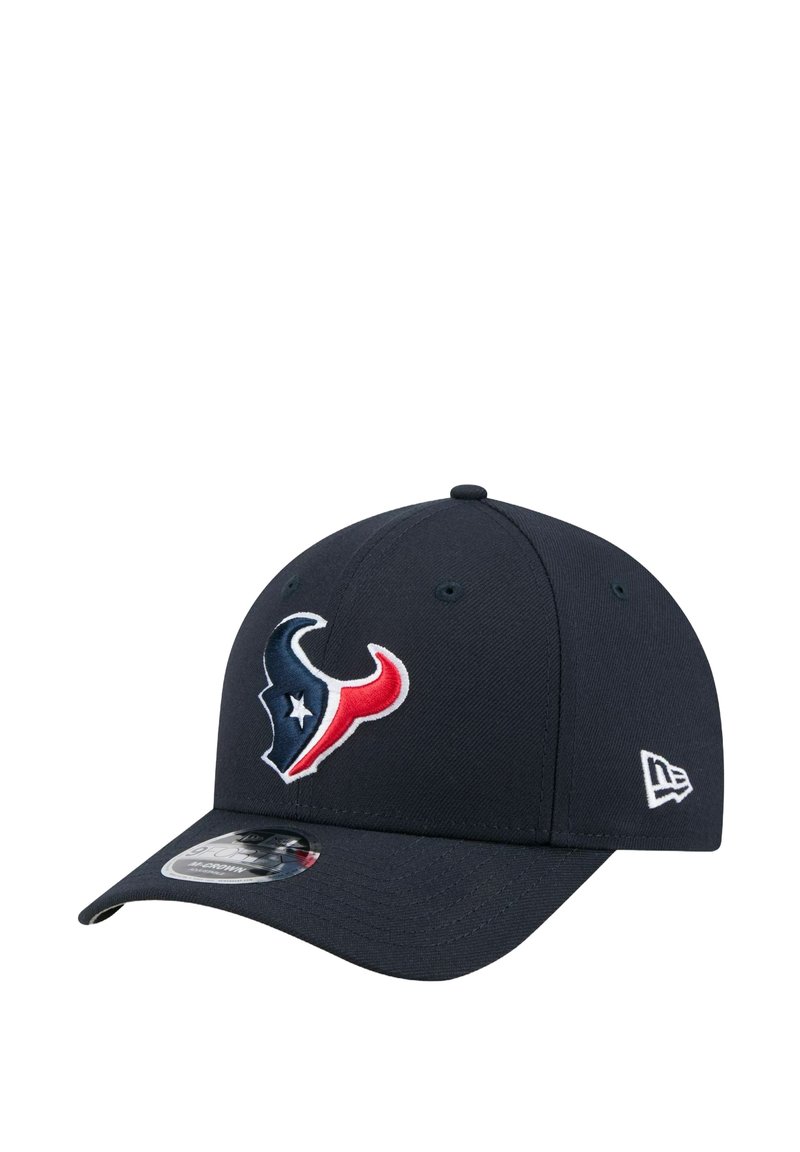 Casquette de baseball marine à visière courbée, arborant un logo Houston Texans brodé en rouge et bleu sur le devant. Fabriquée en tissu durable.