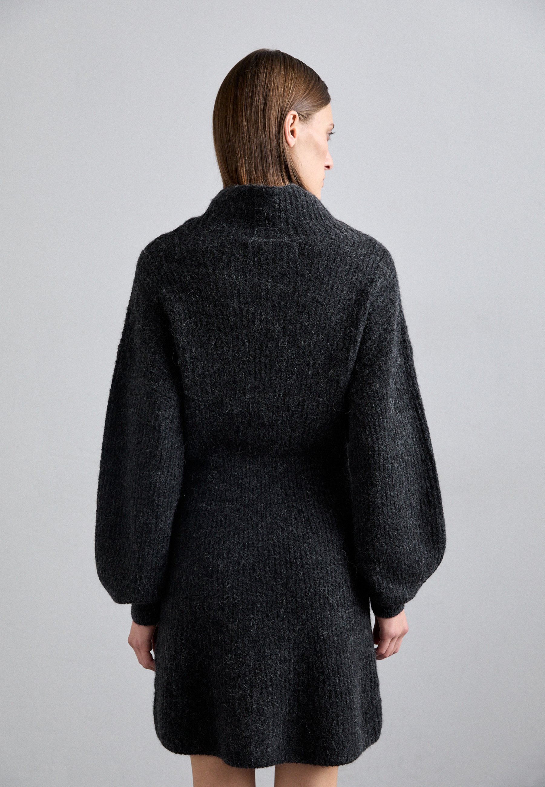 ローブブラン Leather Trimmed Wool Jumper Dress Leather Trimmed Wool Jumper Dress – L'AUBE BLANC