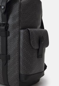 Valentino Bags TYRONE UNISEX - Turistinė kuprinė - nero/multi-coloured