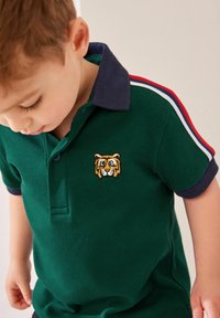Next SHORT SLEEVE STANDARD - Polo krekls - green tiger
