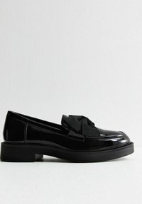 Thumbnail Image 3