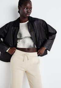 GAP HERITAGE JOGGER - Trainingsbroek - bedrock