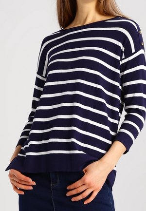Sweter