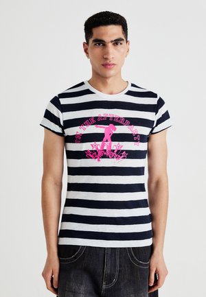 Poradie 8: Jaded London - I'M THE AFTERPARTY STRIPE - Tričko s potlačou