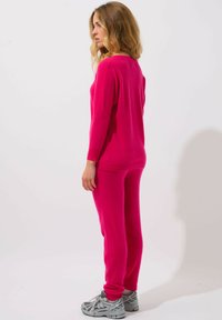 Authentic Cashmere GOLÉON - Stickad tröja - fuchsia
