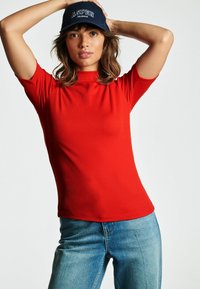 Next HALF SLEEVE HIGH NECK TSTANDARD - Tricou basic - red