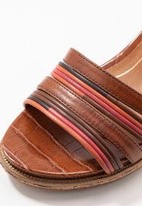 Tamaris Platform sandals - nut